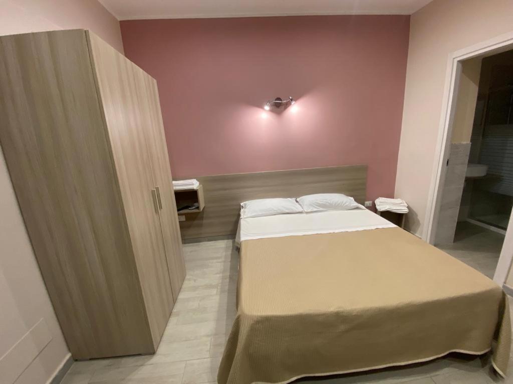 A Casa Da Chiara Apartment Palermo Bagian luar foto