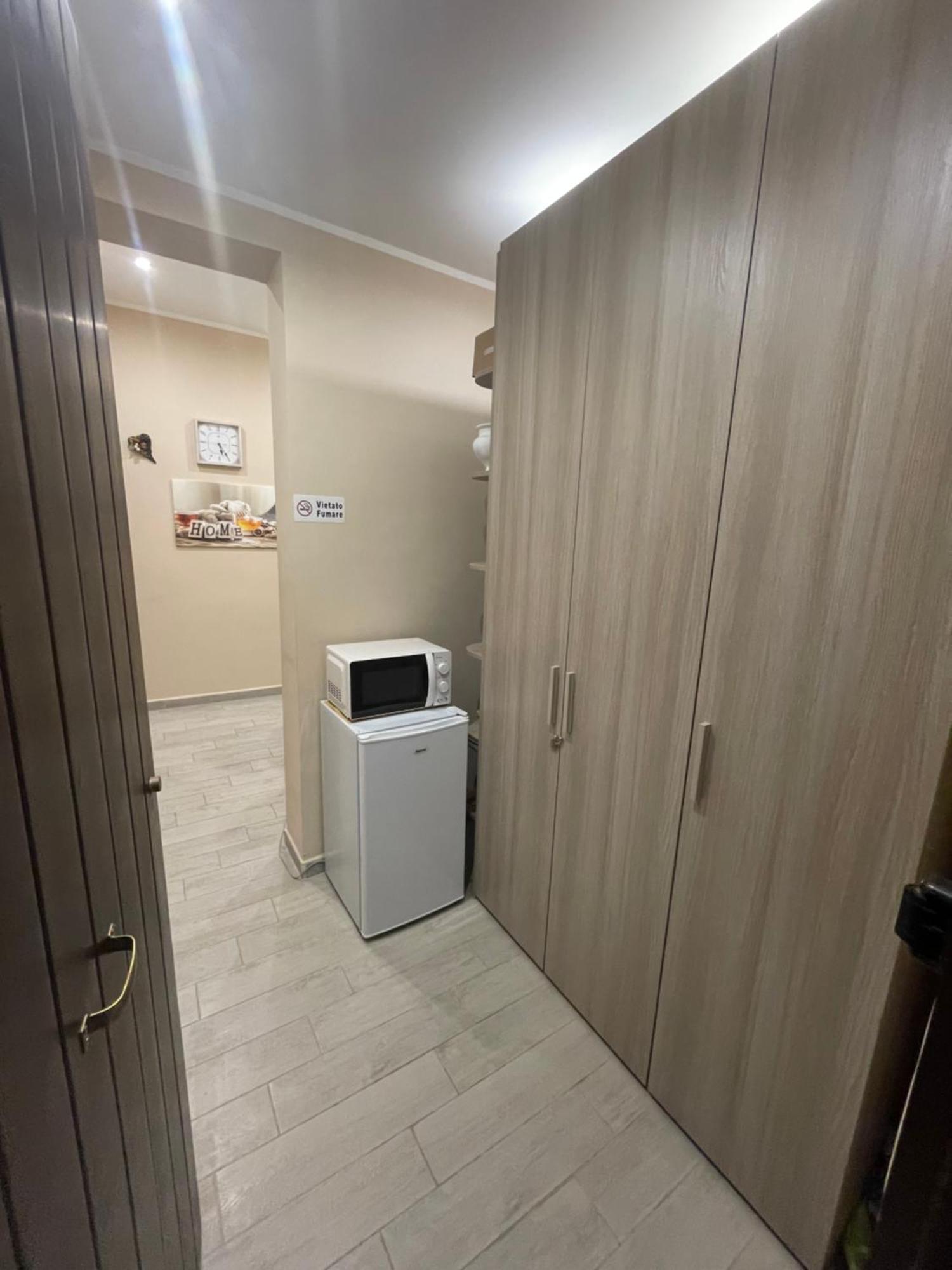 A Casa Da Chiara Apartment Palermo Bagian luar foto